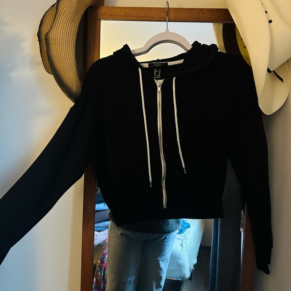 Forever 21 Black Cropped Hoodie with White Drawstrings